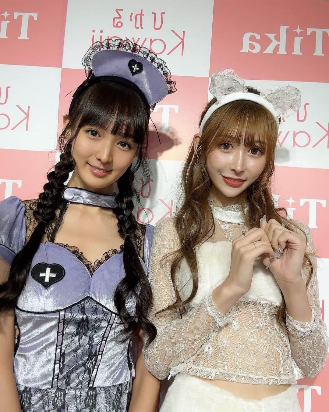 道江幸子のインスタグラム：「ひかるちゃんのリリイベに行かせて頂きました✨ ⁡ ひかるちゃん肌が透き通っていてとても可愛かったです♡ @dress_tika さんのコスプレも着れて楽しかったです☺︎！ ⁡ 🤍kawaii🤍リリースおめでとうございます！ めちゃカワな曲で何回もフルで聴いちゃいました😆 歌詞も、自分に歌ってくれてる？って思うくらい前向きで共感できる歌詞なので、特に女の子は聴いてみて欲しいです💖 ⁡ ⁡ 素敵なイベントありがとうございました☺️ ⁡ ⁡ ⁡ ⁡ ⁡ ⁡ #kawaii #tika #ハロウィンコスプレ」