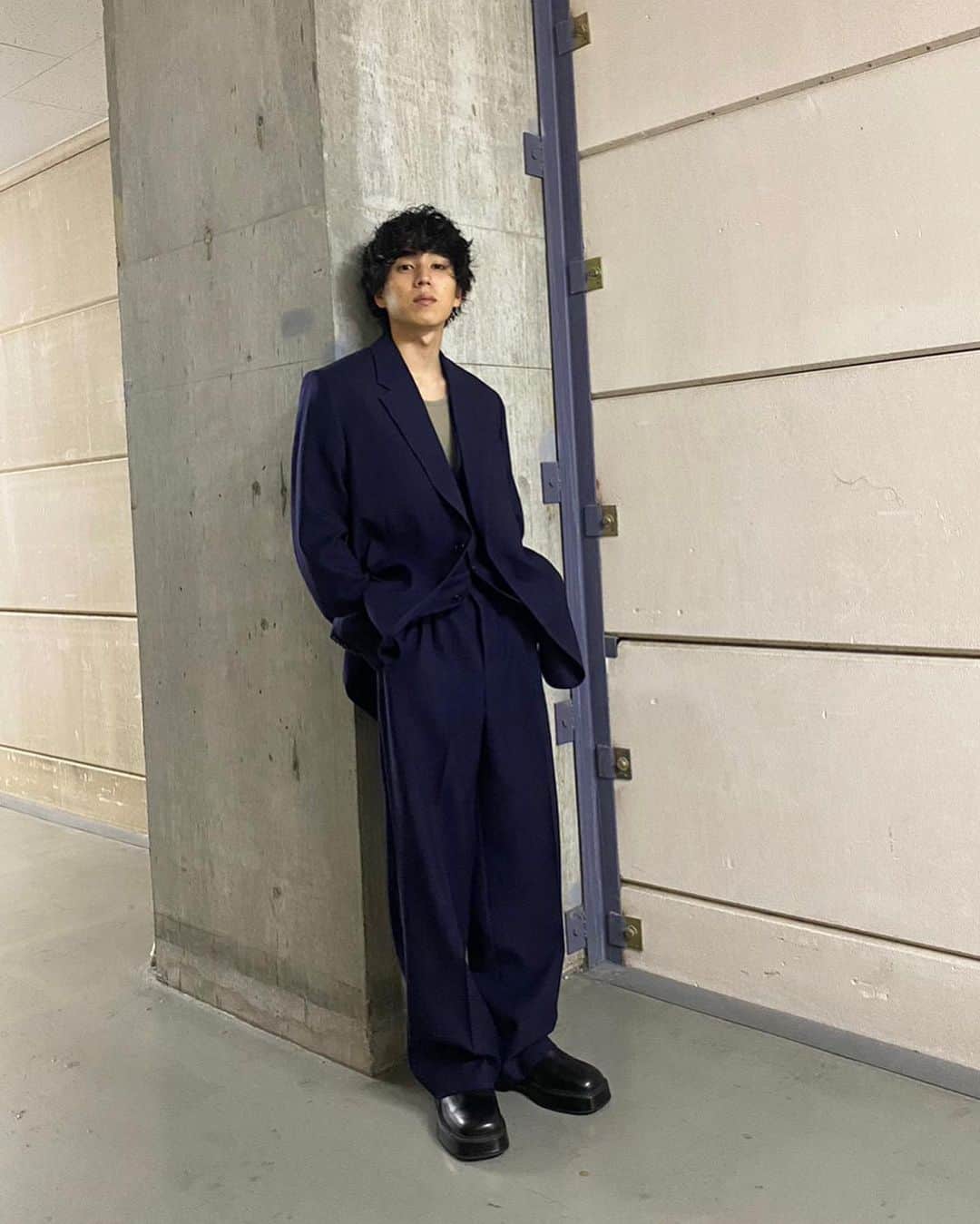坂東龍汰さんのインスタグラム写真 - (坂東龍汰Instagram)「『春に散る』舞台挨拶でした、来てくださった方ありがとうございました！  インスタライブも見てくださりありがとうございました😊  これからまだまだ沢山の人に届くことを願っています🥊  @haruchiru_movie   Hair @olta.goto  Stylist @leeyasuka   clothes @amiparis」9月5日 23時35分 - ryota_bando