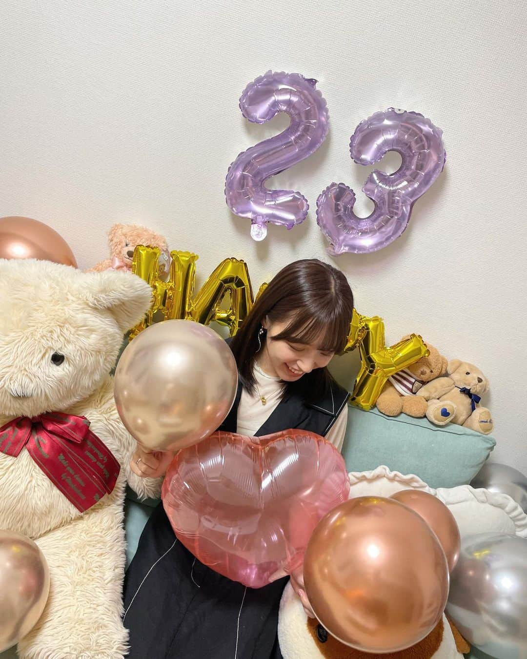 神岡実希さんのインスタグラム写真 - (神岡実希Instagram)「ー Today is my happy birthday. 23歳になりました。🍑🙈 お祝いしてくださった皆様、ありがとうございますっ。 #誕生日 #happybirthday」9月5日 23時36分 - miki_kamioka