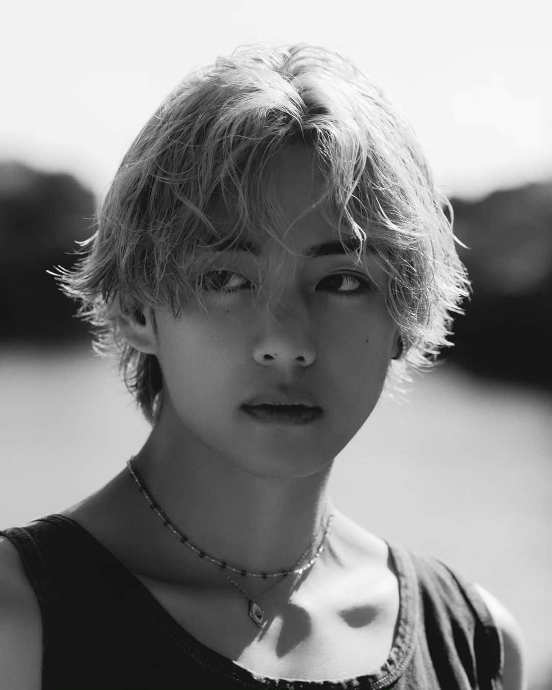 BTSさんのインスタグラム写真 - (BTSInstagram)「#V #뷔 #V_Layover Photo 4」9月6日 0時01分 - bts.bighitofficial