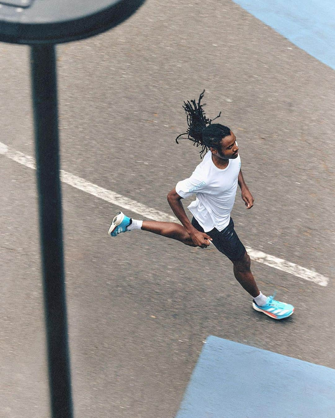 adidas Runningさんのインスタグラム写真 - (adidas RunningInstagram)「The winners’ shoe is coming back – fresh vibes only. 💦​  ​In 2022, most major marathons were won in #Adizero…  and the Adios Pro 3 was king.​  ​Whether you’re going for a new personal best or breaking a world record, this is the shoe built for new levels. Available September 15 via adidas.com. ​」9月6日 0時00分 - adidasrunning