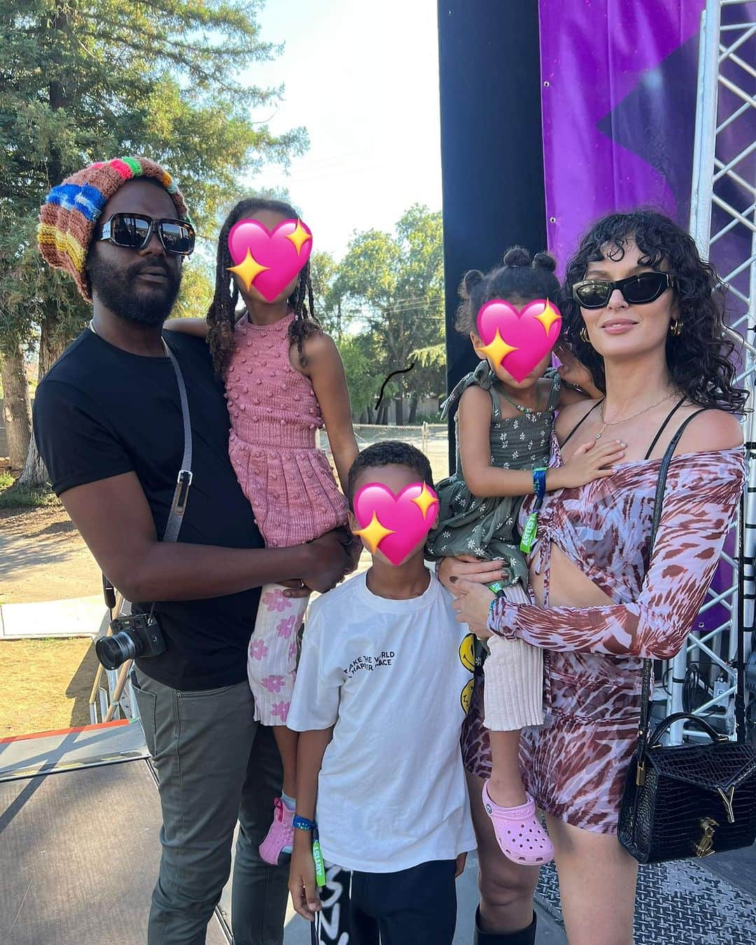 ニコール・トルンフィオさんのインスタグラム写真 - (ニコール・トルンフィオInstagram)「Surrounded by angels 😇😇😇( and a damn fine face melter🕴🏾) 😍 #grateful @garyclarkjr」9月6日 0時12分 - nictrunfio