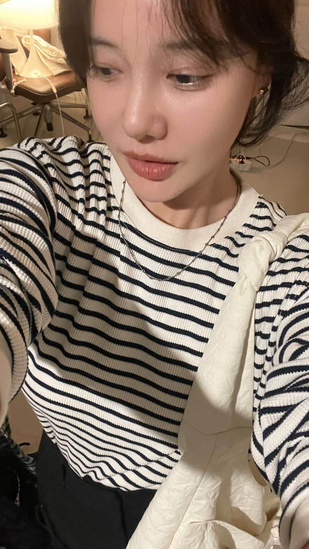 nanaのインスタグラム：「오늘의 업뎃이요잉 👻」