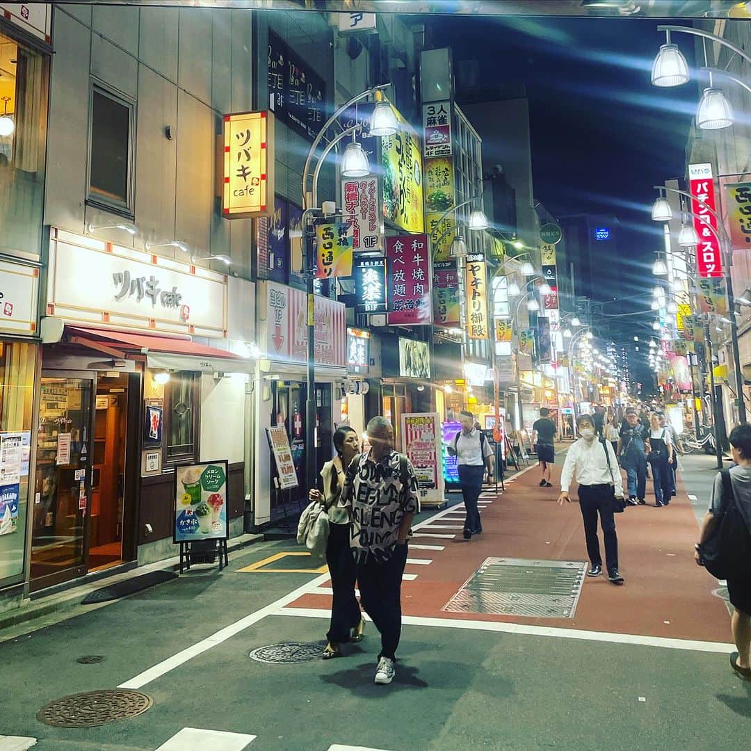 のインスタグラム：「明日は早起き  そろそろ帰らなきゃ」