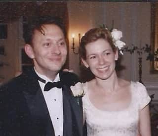 キャリー・プレストンのインスタグラム：「25 years ago today, these two babies got married! Still smiling over here, y’all… @officialmichaelemerson」