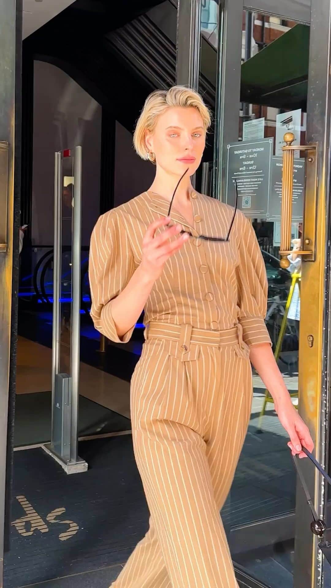Harrodsのインスタグラム：「­­The perfect trans-seasonal outfit doesn’t exi-  New to #Harrods, Parisian brand #Destree has nailed the tricky September style formula with this striped blouse-and-trouser co-ord.  Find it in Contemporary on the Fourth Floor.  #HarrodsFashion」