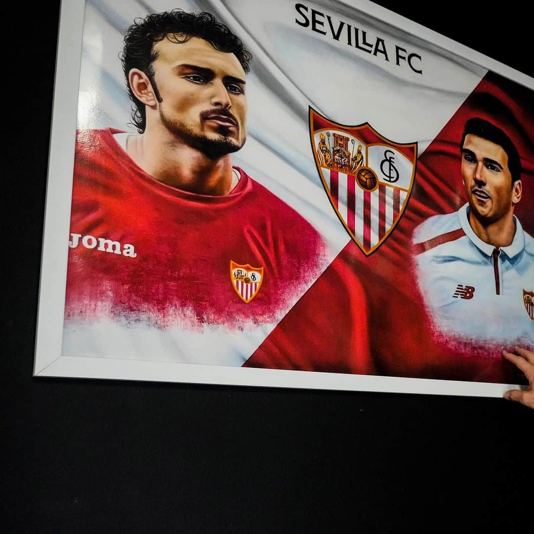 セビージャFCさんのインスタグラム写真 - (セビージャFCInstagram)「Siempre presentes.   #WeareSevilla #NuncaTeRindas」9月6日 1時10分 - sevillafc