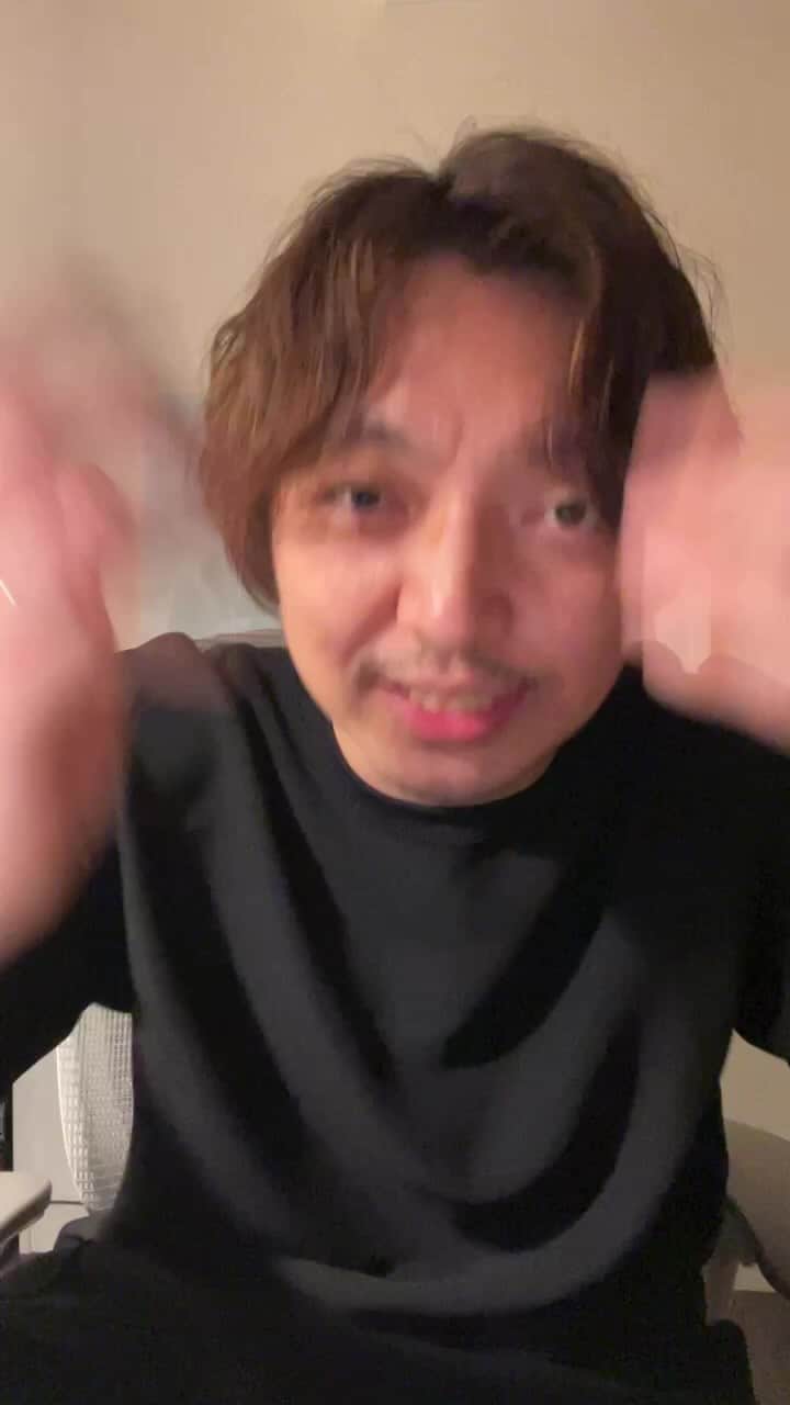 三浦大知のインスタグラム：「新曲「能動」配信されましたよのインスタライブ&ツアーグッズフライング解禁 #三浦大知能動 #OVER」