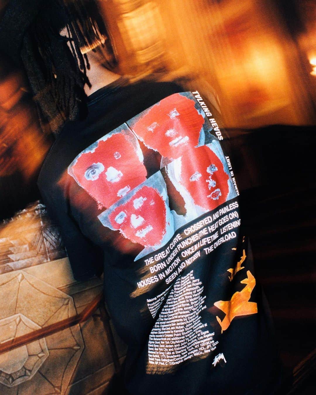 Stüssyのインスタグラム：「Stussy & Talking Heads...  available worldwide at select Chapter Stores, Dover Street Market, stussy.com on Friday, September 8th  North America September 8th, 10am PST UK & Europe September 8th, 10am GMT+1 (BST)  Japan & Korea September 8th, 10am JST  shot at the Hollywood Pantages Theatre  @antoshcimoszko  @bianca__lexis  @jangatewood @cr4sh.bandizoot」