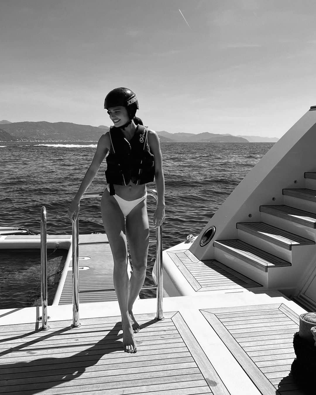 のインスタグラム：「#italiancoast ⚓️」