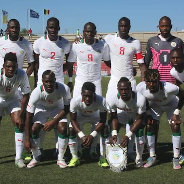 カリドゥ・クリバリさんのインスタグラム写真 - (カリドゥ・クリバリInstagram)「Huit ans déjà depuis le  #NamibieSénégal, mon premier match avec le glorieux maillot des Gaïnde.  Aujourd'hui, le Capitaine que je suis, est fier de ce merveilleux voyage.  Sénégal Dem ba Jeex 💚💛❤️  #KK 🇸🇳 #OnThisDay」9月6日 3時46分 - kkoulibaly26