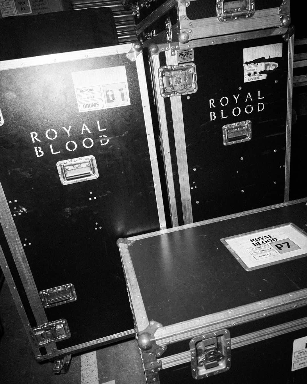 ロイヤル・ブラッドさんのインスタグラム写真 - (ロイヤル・ブラッドInstagram)「Leeds, we loved every minute. Thank you x   📸 @directedbymad」9月6日 4時05分 - royalblooduk