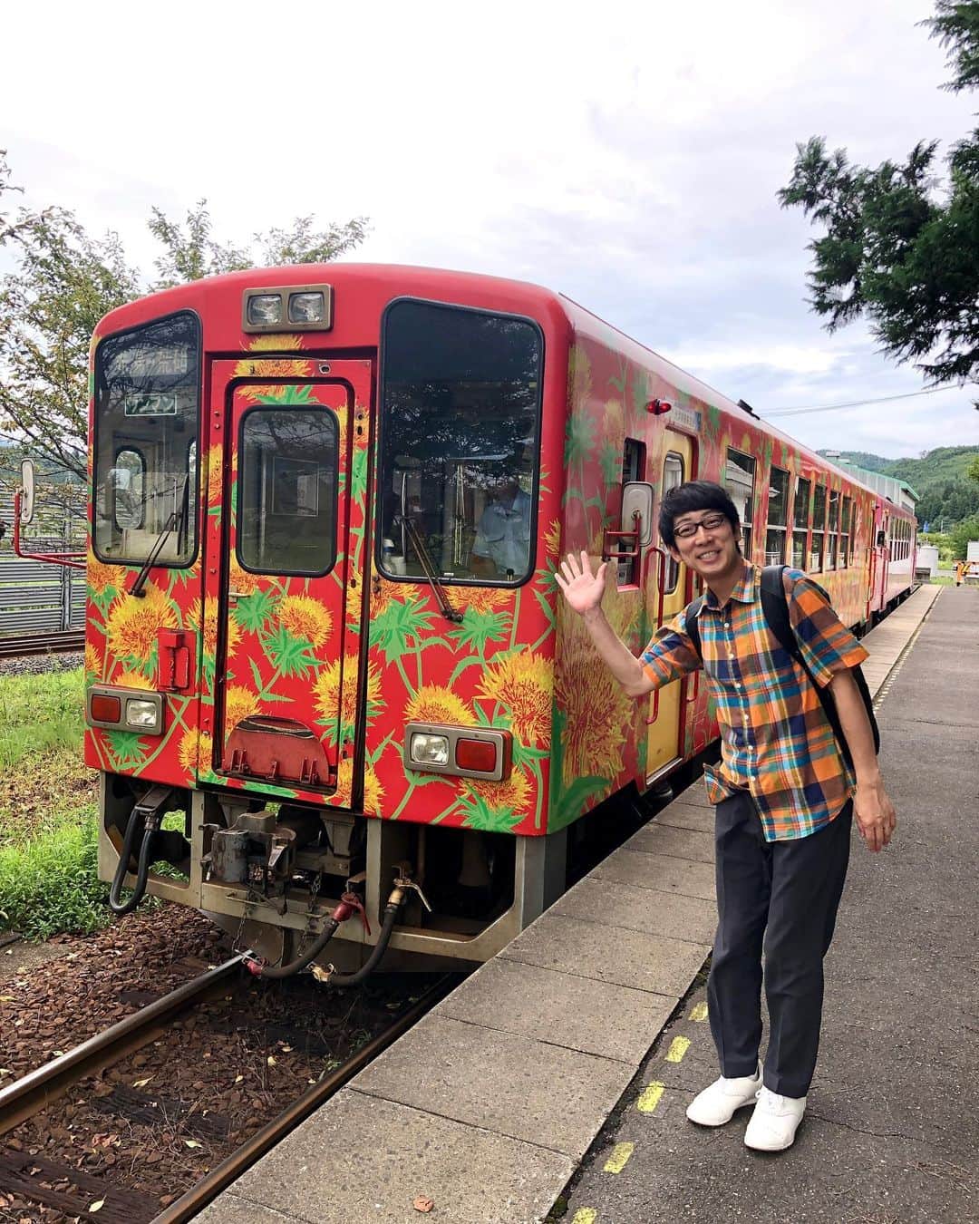 吉川正洋さんのインスタグラム写真 - (吉川正洋Instagram)「今日は山形鉄道で鉄道ひとり旅のロケでした。のんびり旅ができました。ありがとうございました！  #鉄道ひとり旅 #山形鉄道」9月6日 17時22分 - dhyoshikawa