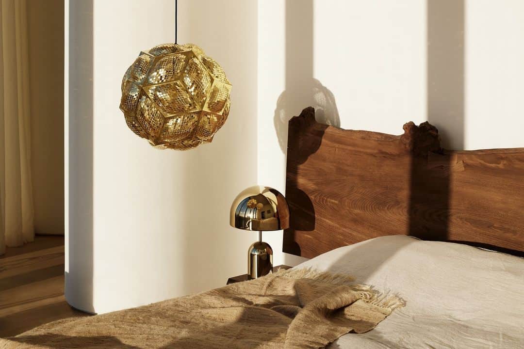 トム ディクソンのインスタグラム：「PUFF is a true statement light set to act as a focal point in any environment. Like all Tom Dixon most-recognisable designs, PUFF has the instant power to transform and elevate any space. ⁠ ⁠ Available in store and online now.⁠ ⁠ @designresearchstudio⁠ @petenavey⁠ #OneParkDrive」