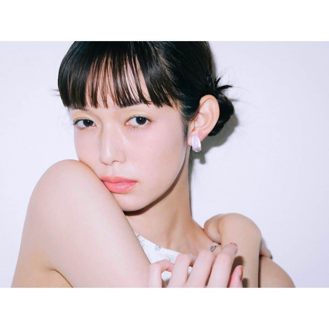 河嶋希さんのインスタグラム写真 (河嶋希Instagram)「ar_magazine ar9月号 サマアレとイマナツメイク佐藤栞里