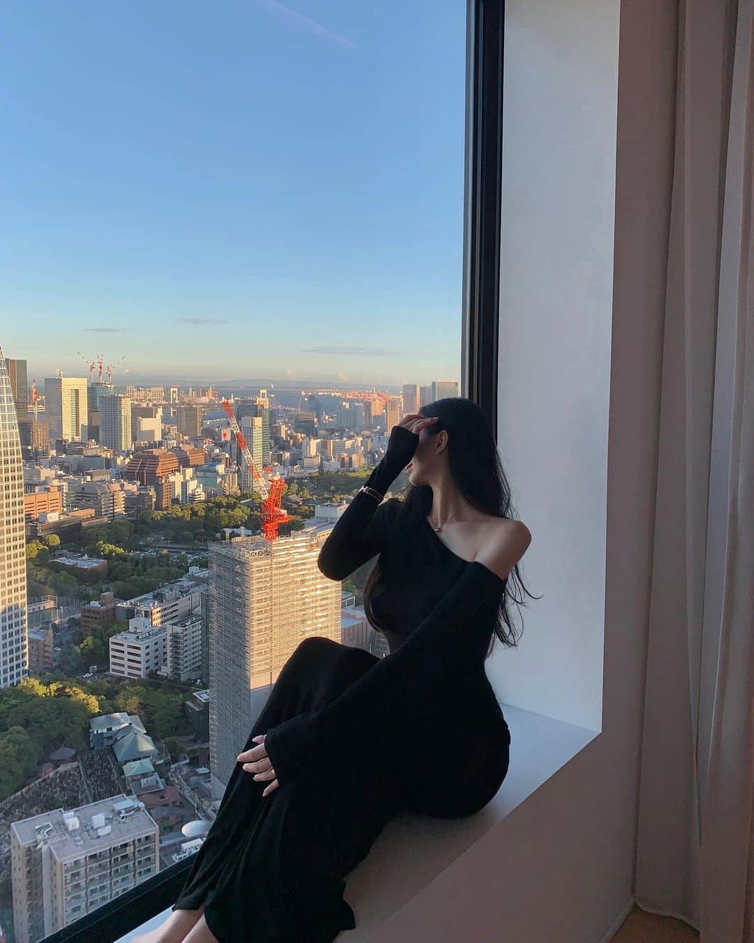 のインスタグラム：「- 🖤」