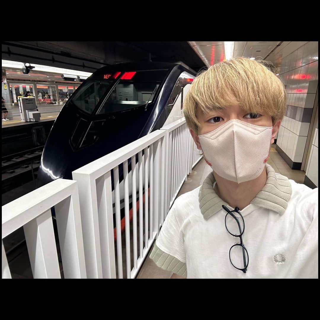 伊藤壮吾のインスタグラム：「#今日の鉄道 1178番線 スカイライナー46号で成田空港から京成上野へ。 在来線国内最速の160km/hを初体験。 速い。」