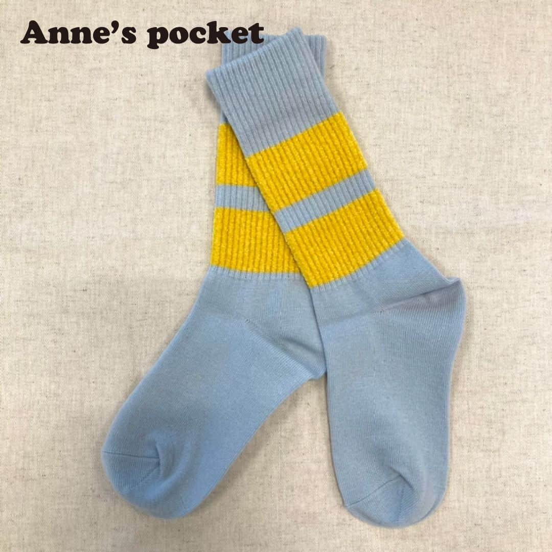 シャンブルオフィシャルさんのインスタグラム写真 - (シャンブルオフィシャルInstagram)「Anne’s pocketから秋の新作靴下のご紹介です🧦  シャンブルオリジナルブランドAnne’s pocketの靴下。 プレッピーなスタイルや、カジュアルコーデのアクセントに最適なアイテムです。  気になった方は、是非シャンブル店頭でお手に取ってご覧ください👓 皆様のご来店をお待ちしております♪  靴下　税込539円  #シャンブル #chambre #シャンブル購入品 #靴下 #annespocket #アンズポケット #アンポケ #ワードローブ #アクセント #足元倶楽部 #足元くら部 #足元コーデ #ソックス #おしゃれ好き #靴下好きな人と繋がりたい」9月6日 17時00分 - grchambre