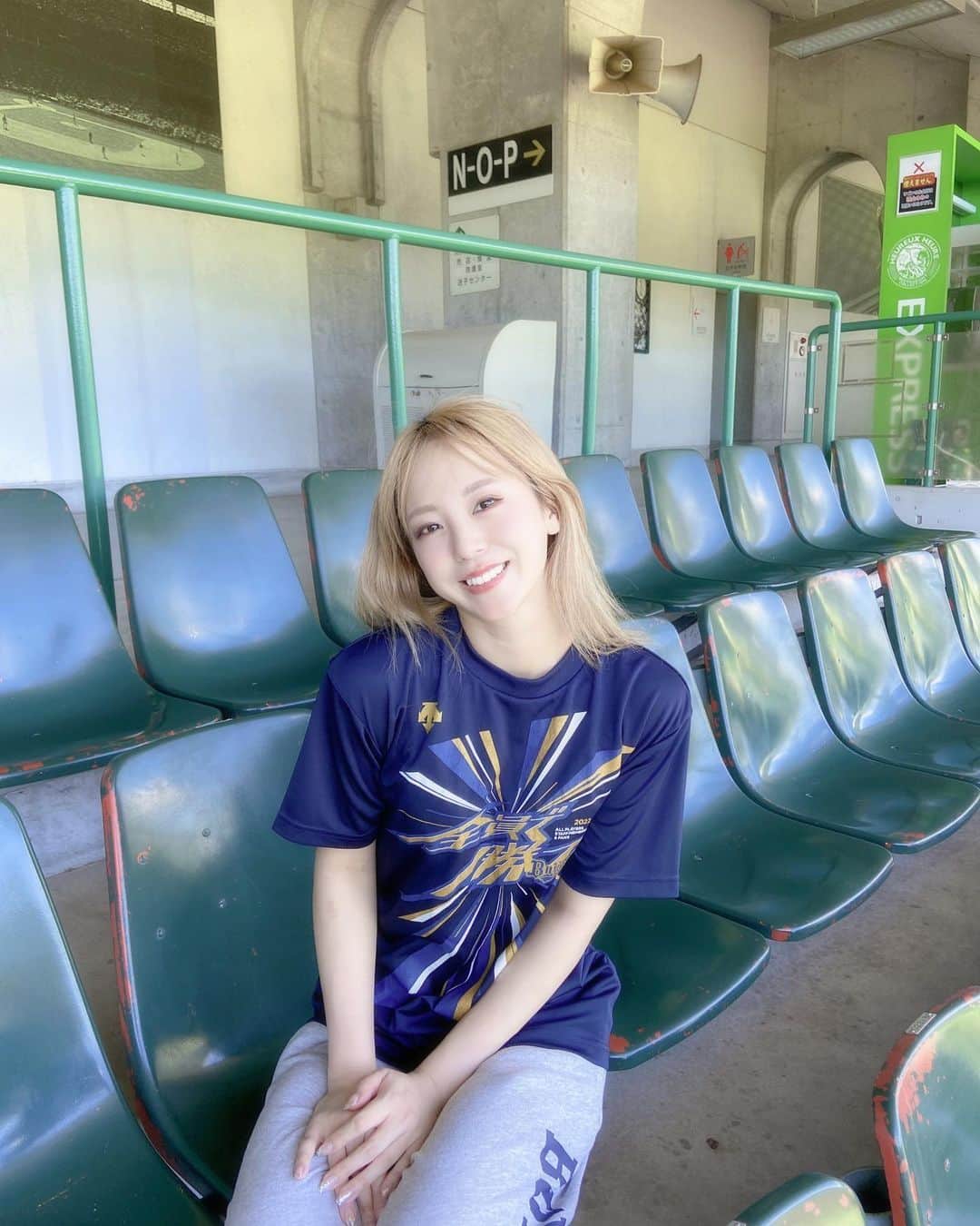 INAのグルメインスタ