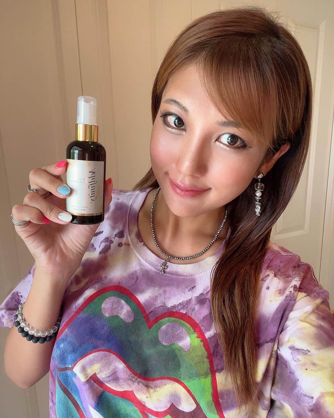 神谷麻美さんのインスタグラム写真 - (神谷麻美Instagram)「#Addfinity の#ミストローション だよ ️ ️ 顔、髪、体なん ...