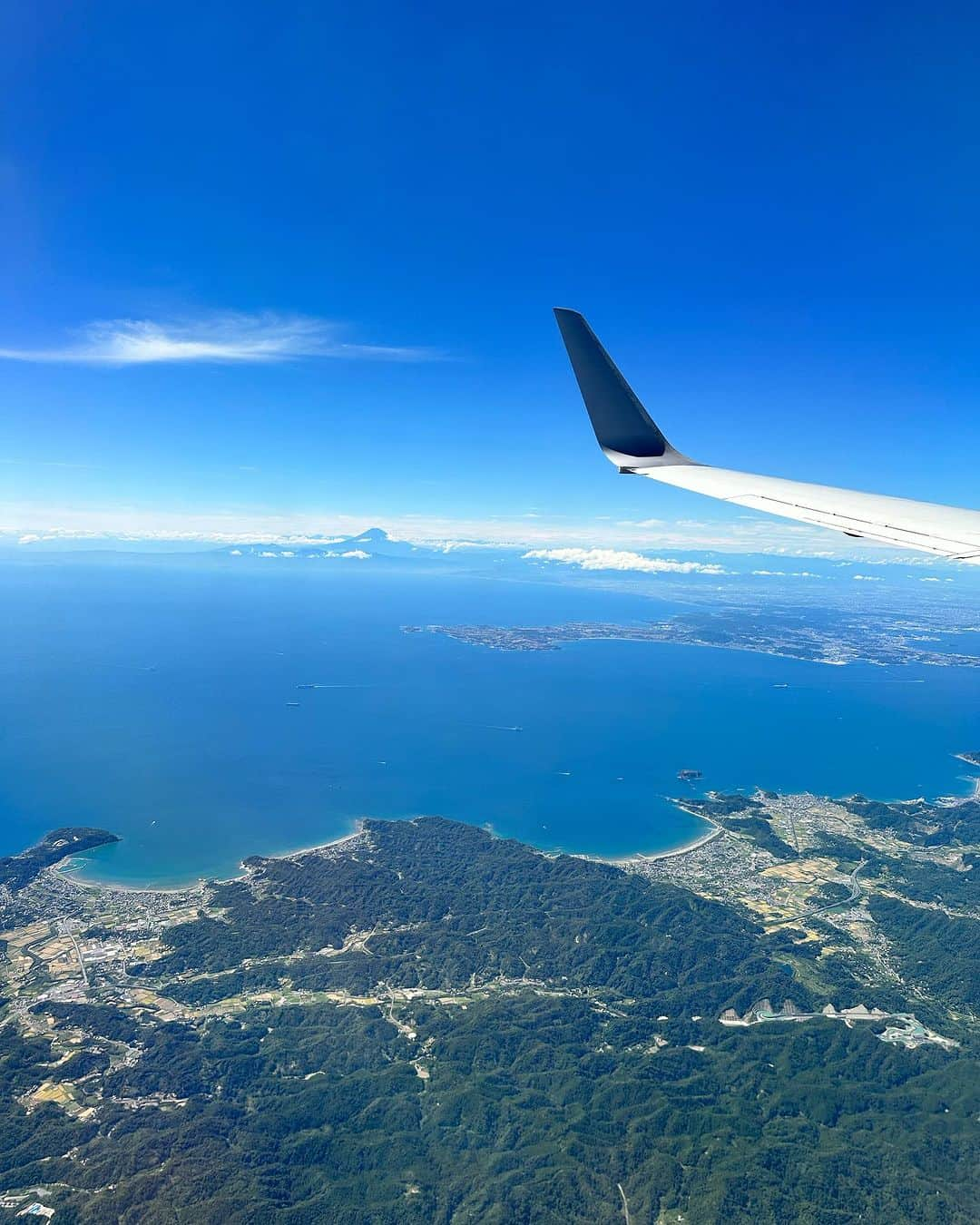 森脇良太さんのインスタグラム写真 - (森脇良太Instagram)「どの瞬間も絶景😍  ストーリーでもあげたけどこちらにも🤣 飛行機から空から見える #景色 が大好き！笑  いろんな事を感じさせてくれる🤩 #空の旅 #飛行機 #絶景」9月6日 17時09分 - moriwaki46_official