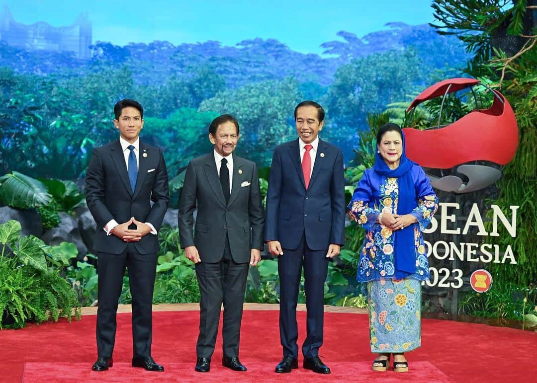 アブドゥル・マティーン王子のインスタグラム：「Jakarta, Indonesia.  43rd  ASEAN Summit」
