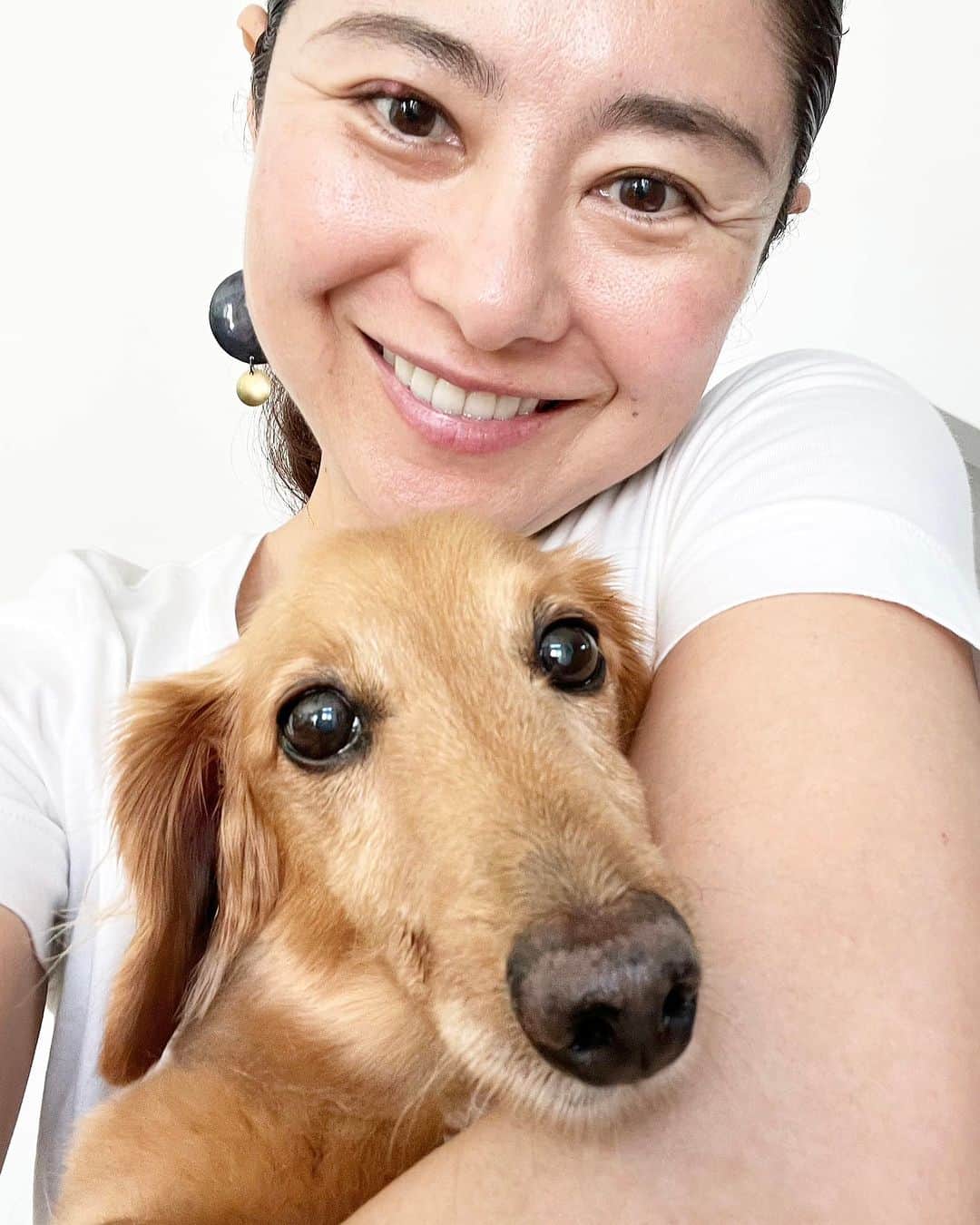 間々田佳子のインスタグラム：「軽井沢オフィス、ぷんチャン先生！人気者です💓」