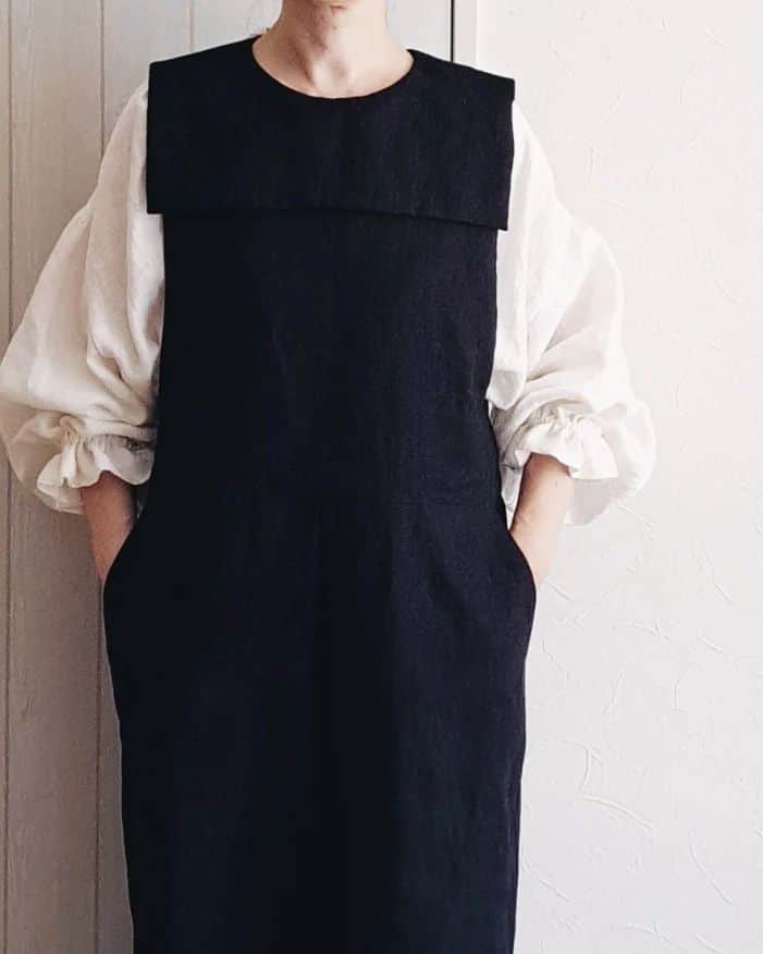 Keikoのインスタグラム：「† 2023.9.6 † 秋の企画展のお知らせ * Boutique autumn 9.16sat.~21thu. フカメキ雑貨店 @fukamekizakkaten * 大阪箕面のフカメキ雑貨店さんで 今年も秋の企画展に参加させていただきます。 お声をかけてくださってありがとうございます。 Shellからは 秋の深まりにあわせて シックで落ち着いた色合いのワンピースやコンビネゾン コーディネートしていただける ブラウスやベストをご用意しました。 残暑が長引いていますが 秋は確実にそこまで来ていますので 是非待ちわびる気持ちで足をお運びいただけると嬉しいです。 よろしくお願いいたします。 * * * * フカメキさんでお世話になるようになって4回目？くらいの参加ですが 毎回毎回思うこと。 お客様への対応はもちろんのこと、作家へも丁寧できめ細やかなご対応をしてくださり 誰よりも汗をかいてくださって その真摯なご対応に いつもいつも脱帽なのです。 たぶん、関わった皆さんが感じていることだと思います。 今回も早めに商品を託しますが ここから開催の16日までに 更に素敵な魔法をかけてくだいますよ☆ 見る方も作る人も手に取る方も みんなが楽しめる みんなが幸せ♡ なんて素敵なんだ！ どうぞお楽しみに♡♡♡ ↑私が一番楽しみ♡ * ストーリーズで9.16fri.と記載してますが 土曜日Saturdayです。 申し訳ありませんがお間違いのないようお願いいたします。 † † #秋のお洋服 #秋の装い #秋ファッション #ファッション #大人コーデ #大人ナチュラル #ハンドメイド大人服 #思いやりは連鎖する #来年へ向けてのプロローグ」