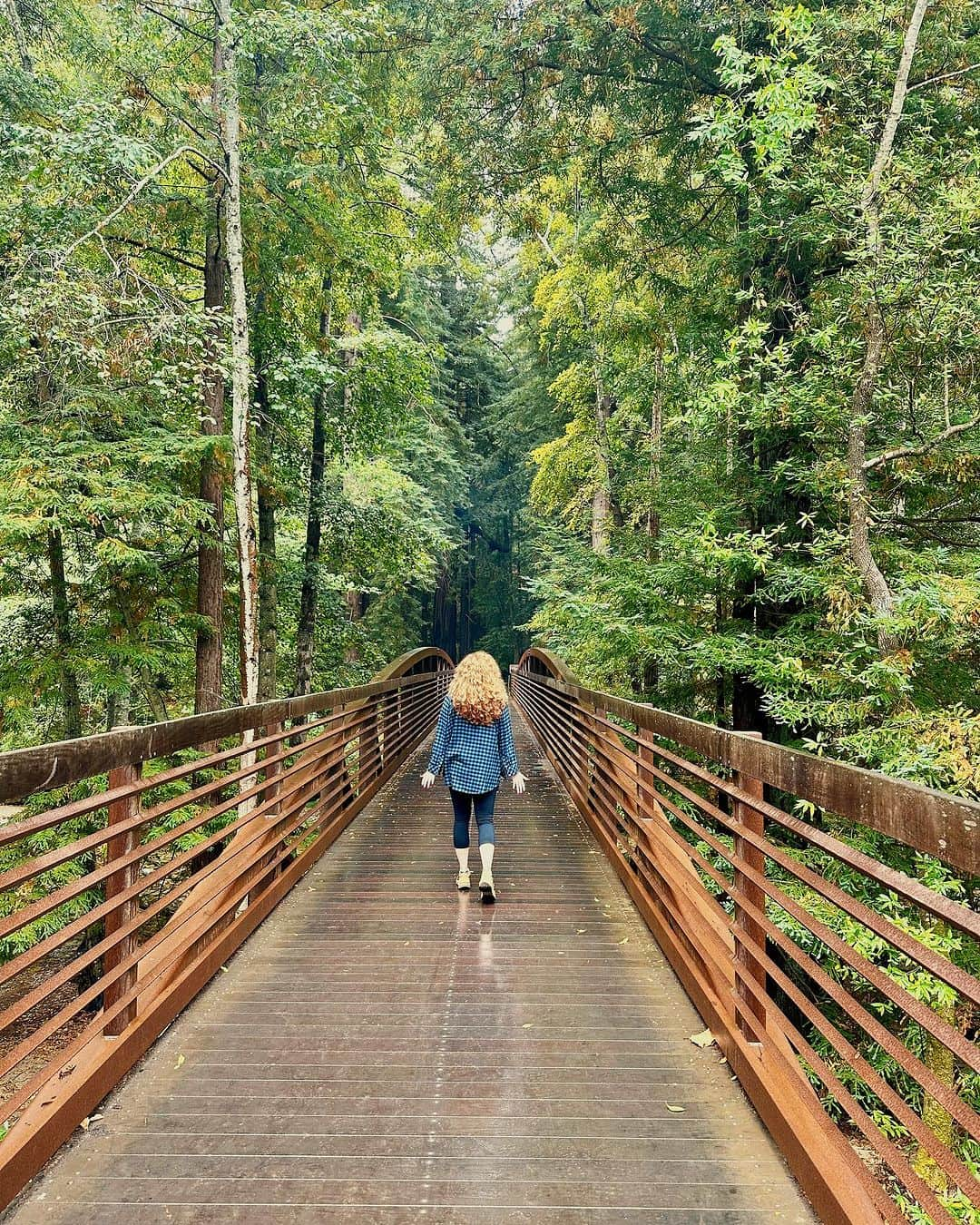 アビゲイル・アンダーソンのインスタグラム：「Long weekends with nature and husband. These are a few of my favorite things.」