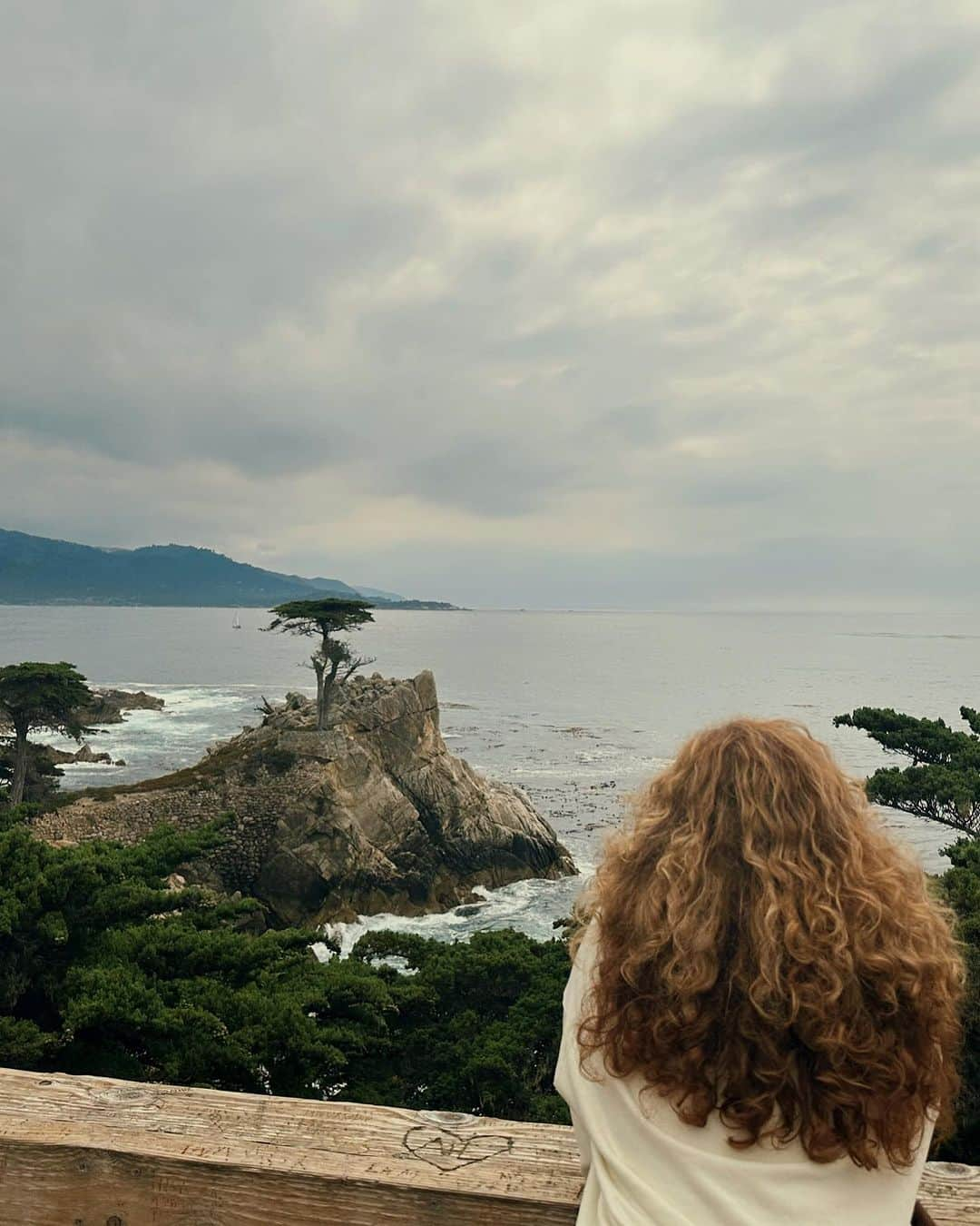 アビゲイル・アンダーソンさんのインスタグラム写真 - (アビゲイル・アンダーソンInstagram)「Long weekends with nature and husband. These are a few of my favorite things.」9月6日 9時37分 - abigail_lauren