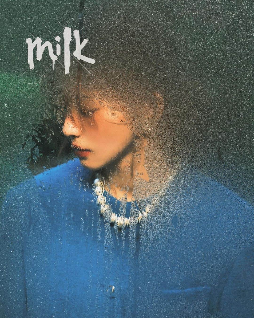 朝比奈彩さんのインスタグラム写真 - (朝比奈彩Instagram)「. . . 香港の雑誌「milk x」に出ております💓 . -17ANNIVERSARY- 記念すべき号に呼んで頂き嬉しい限りです☺️ . レトロな雰囲気の中GUCCIの衣装を着用しました。 皆さんぜひチェックしてみてください♥️ . . @milkxhk @gucci」9月6日 9時56分 - asahina_aya