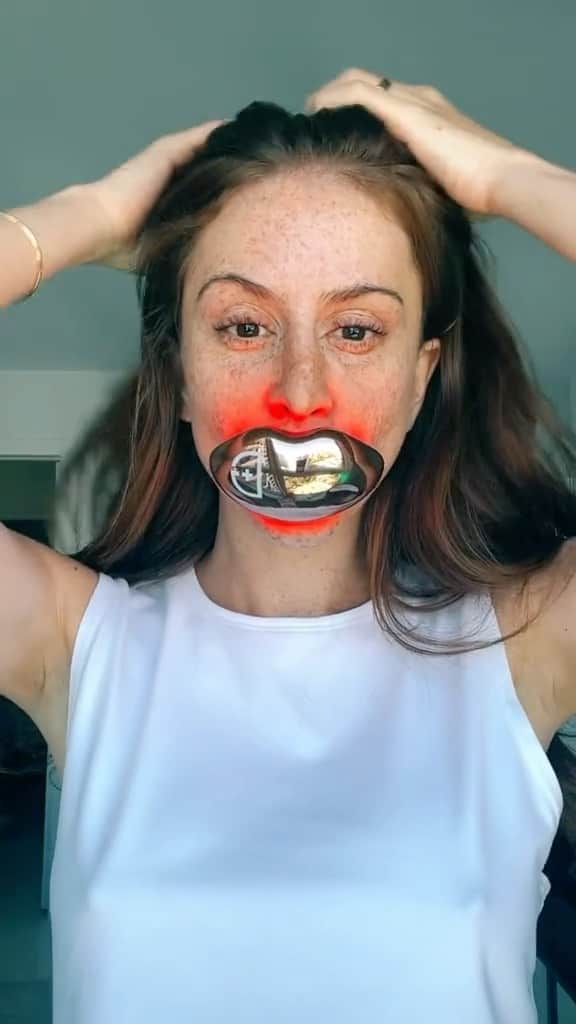 マリ・マリアのインスタグラム：「🫦 lip treatment」