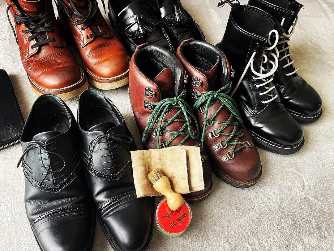 大和一孝さんのインスタグラム写真 - (大和一孝Instagram)「休みなので靴磨き  気持ちいい！」9月6日 11時58分 - yamato_kazutaka