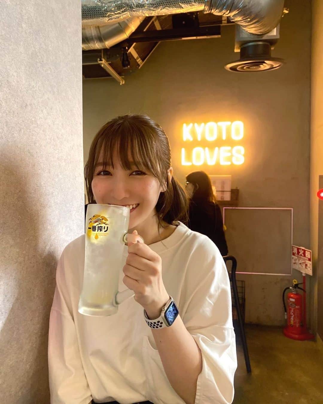紺野栞のインスタグラム：「☺️🍻🍋」