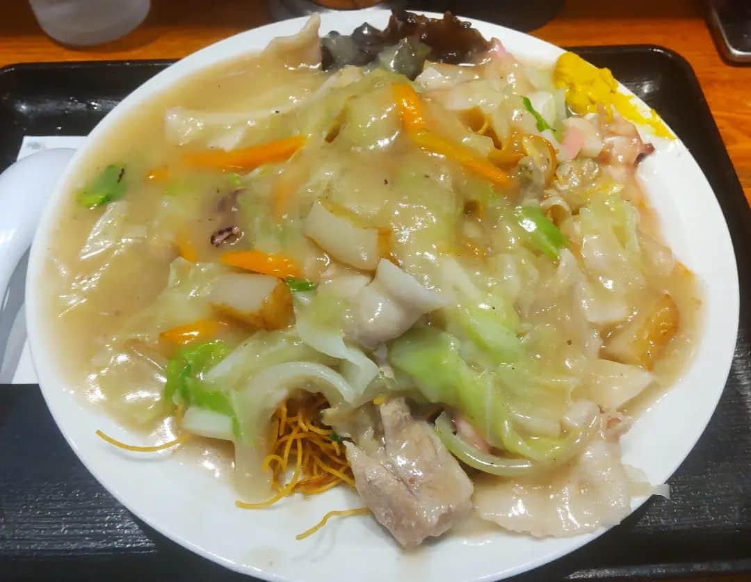 鬼頭真也さんのインスタグラム写真 - (鬼頭真也Instagram)「本日のランチ 皿うどん890円 甘めのあんでした～ #原宿グルメ」9月6日 14時44分 - shinya_kito