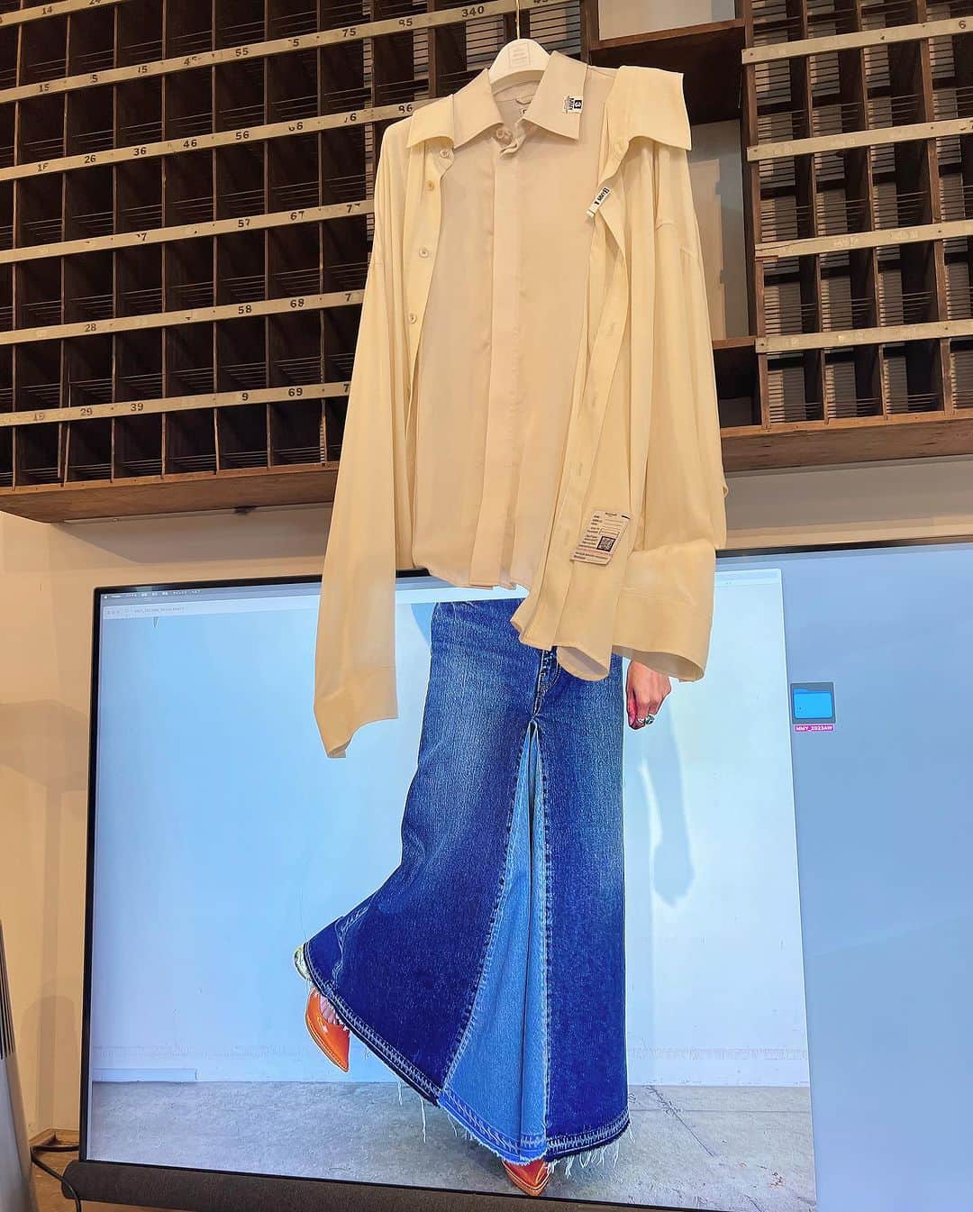 ミハラヤスヒロのインスタグラム：「. #MaisonMIHARAYASUHIRO #MMY #MMY23AW」