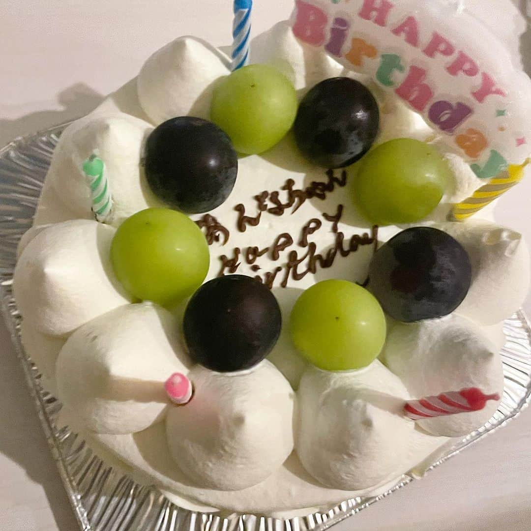 原アンナさんのインスタグラム写真 - (原アンナInstagram)「お誕生日をお祝いしてくれる友達がいて幸せ☺️♡♡ 宝物💕💕  いつも支えてくれてありがとー🥰🥰」9月6日 14時47分 - annahara821