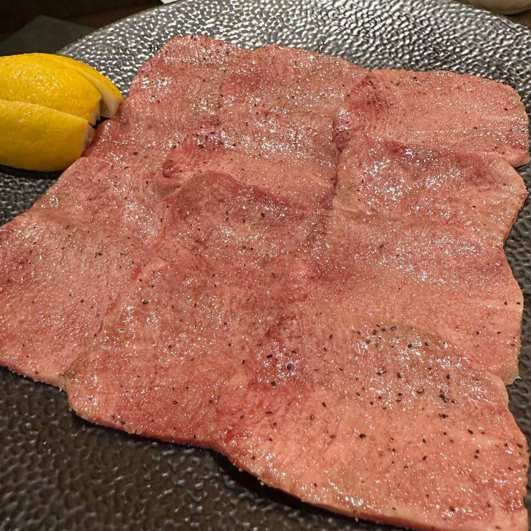 狩野舞子さんのインスタグラム写真 - (狩野舞子Instagram)「・ チームアスリートで焼肉🥩 @yakiniku_mitsukuni さんのお肉最高に美味しかったです💪 アスリートはやっぱりお肉だねー🤣👏 ・ #焼肉  #光肉 #肉テロ」9月6日 14時55分 - kanochan715