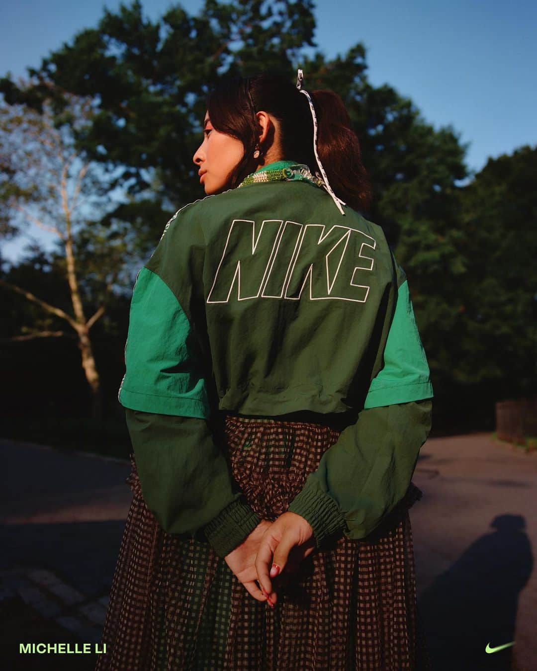 Nike Womenさんのインスタグラム写真 - (Nike WomenInstagram)「World champion sprinter Sha’Carri Richardson (@carririchardson_) said it best 🎤 “Personal style is freedom. Let go of expectations, let go of the norms, and just be the you that you truly want to show the world – before you speak any words.”  For style icons Sha’Carri, Diana, Miyako, Midge, Michelle, and Reign, nothing rings more true 💭  Wherever you are in the 🌎 show us how you're styling Nike on concrete runways — Tag @NikeWomen and #NikeIRL for a chance to be featured 💚」9月7日 1時13分 - nikewomen