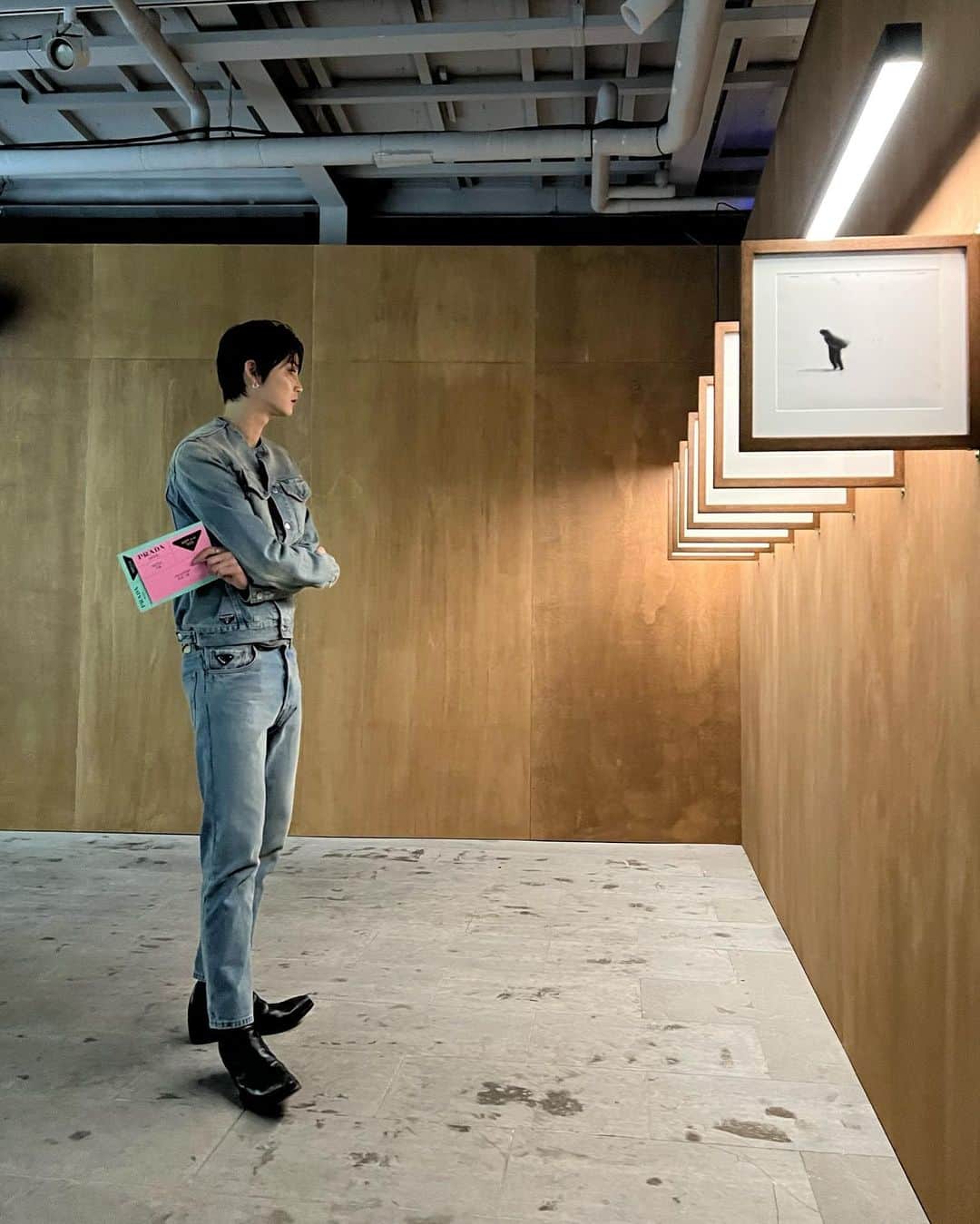 キム・ヒョングォンさんのインスタグラム写真 - (キム・ヒョングォンInstagram)「Prada Mode Seoul   #Pradamode #Prada #광고 #AD」9月7日 1時08分 - gwonees