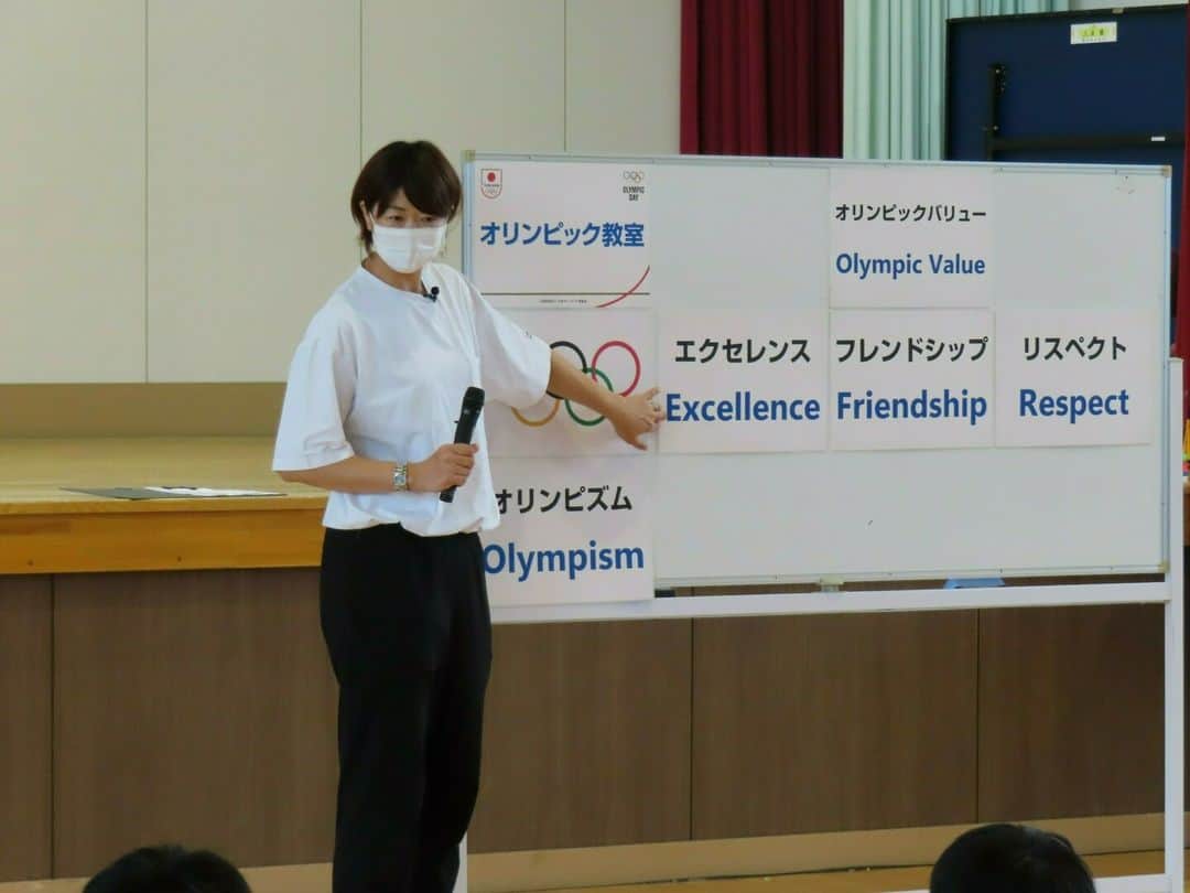 日本オリンピック委員会さんのインスタグラム写真 - (日本オリンピック委員会Instagram)「本日、湯沢市立湯沢南中学校にて、#スピードスケート の #三宮恵利子 さん、#バスケットボール の #矢代直美 さんによる #オリンピック教室 を実施いたしました！  ご参加いただいた中学生の皆さん、ありがとうございました！  #TEAMJAPAN #がんばれニッポン」9月6日 17時41分 - teamjapanjoc