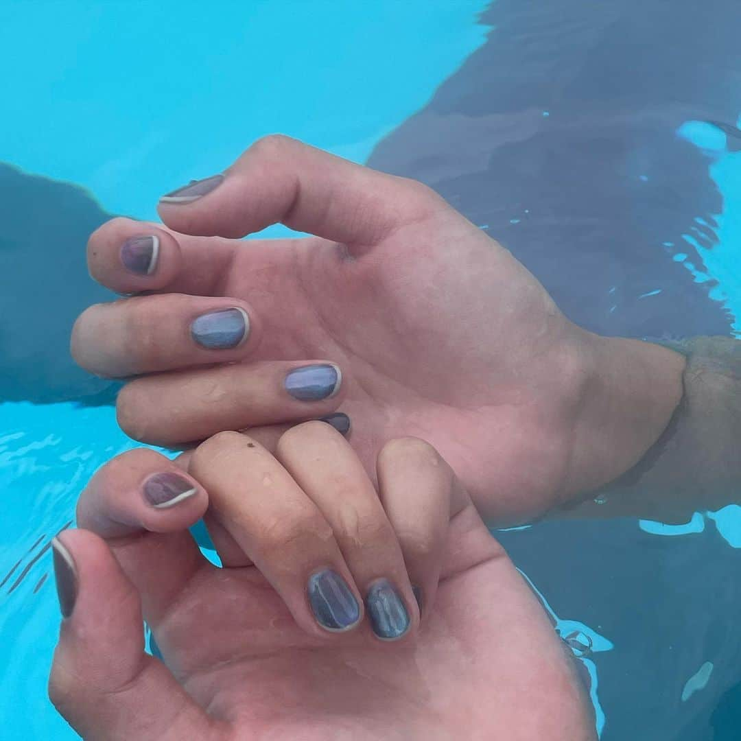 よしかわなみさんのインスタグラム写真 - (よしかわなみInstagram)「new nail ~🏊💙🌊🐋」9月6日 17時46分 - _chocoichi56_