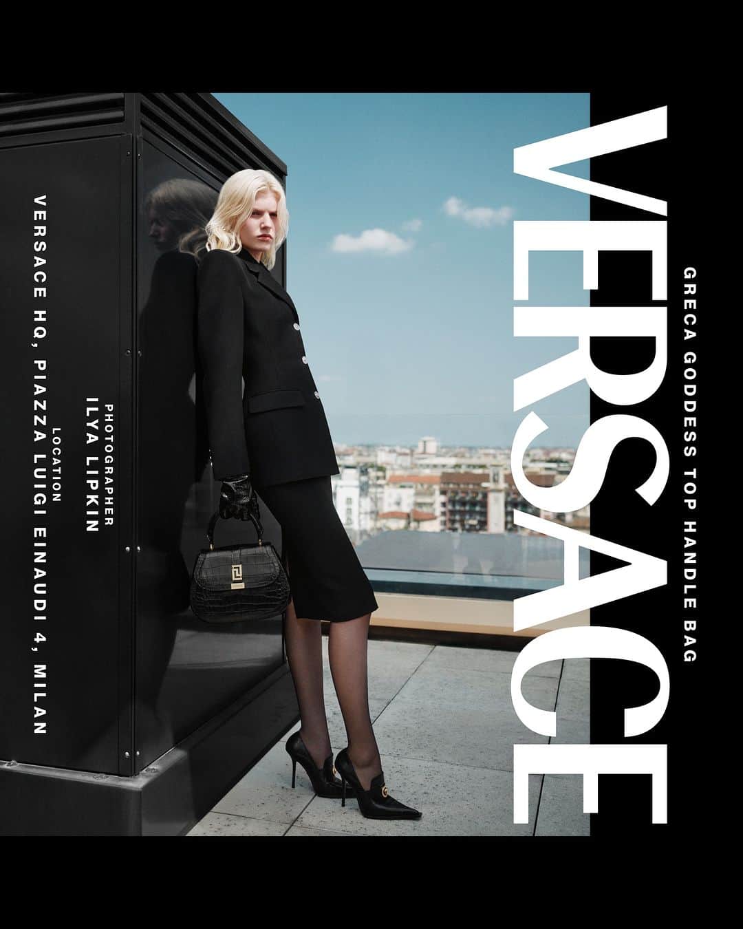 ジャンニヴェルサーチのインスタグラム：「Greca Goddess Top Handle Bag  Camille wears single-breasted tailored jacket; pencil skirt; croc-embossed leather gloves; Vagabond pumps; Greca Goddess top handle bag  Photography by Ilya Lipkin  #VersaceFW23 #VersaceGrecaGoddess」