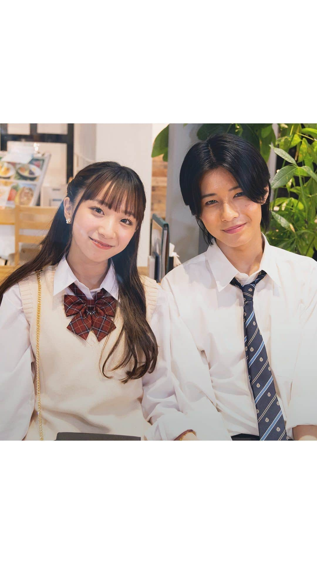 『恋する❤︎週末ホームステイ』公式のインスタグラム：「『そんな可愛い顔で見ないで』モテ男が見つめられてたじたじ...♥️  『 #恋する週末ホームステイ 2023夏🌻🌈 』 最新話まで無料配信中！ -———————✈︎ ＜ピュア恋見届け人＞ ゆいP　@okazu_club 工藤大輝　@da_ice_taiki  ＜恋ステ公式お兄ちゃん＞ レインボー池田　@ikenao0919  ＜男子＞ 青山涼太 (りょうた)▷ @slyky6 七戸緑彬 (ろびん)▷ @robin_dream__ 関口卓巳 (たくみ)▷ @ucfyilxx 中澤佑真 (ゆうま)▷ @nakazawa_yuma 安井天汰 (てんた)▷ @tenta_0902  ＜女子＞ 木場苺花 ( いちか ) ▷ @momoichigo19 高橋心 (こころ)▷ @coco___223  音々 (ねね)▷ @nnne_r6 吉田璃夢 (りむ)▷ @_lilium08  -———————✈︎ #恋ステ #ABEMA #アベマ #ヤングスキニー #ヤンスキ #君の街まで #ENHYPEN #BLOSSOM #EN_YOU_BLOSSOM ＃むくえな #えなぴ #恋愛番組  #恋愛あるある #恋愛 #fjk #sjk #ljk #jkブランド #イケメン #沖縄 #関西 #手繋ぎ」