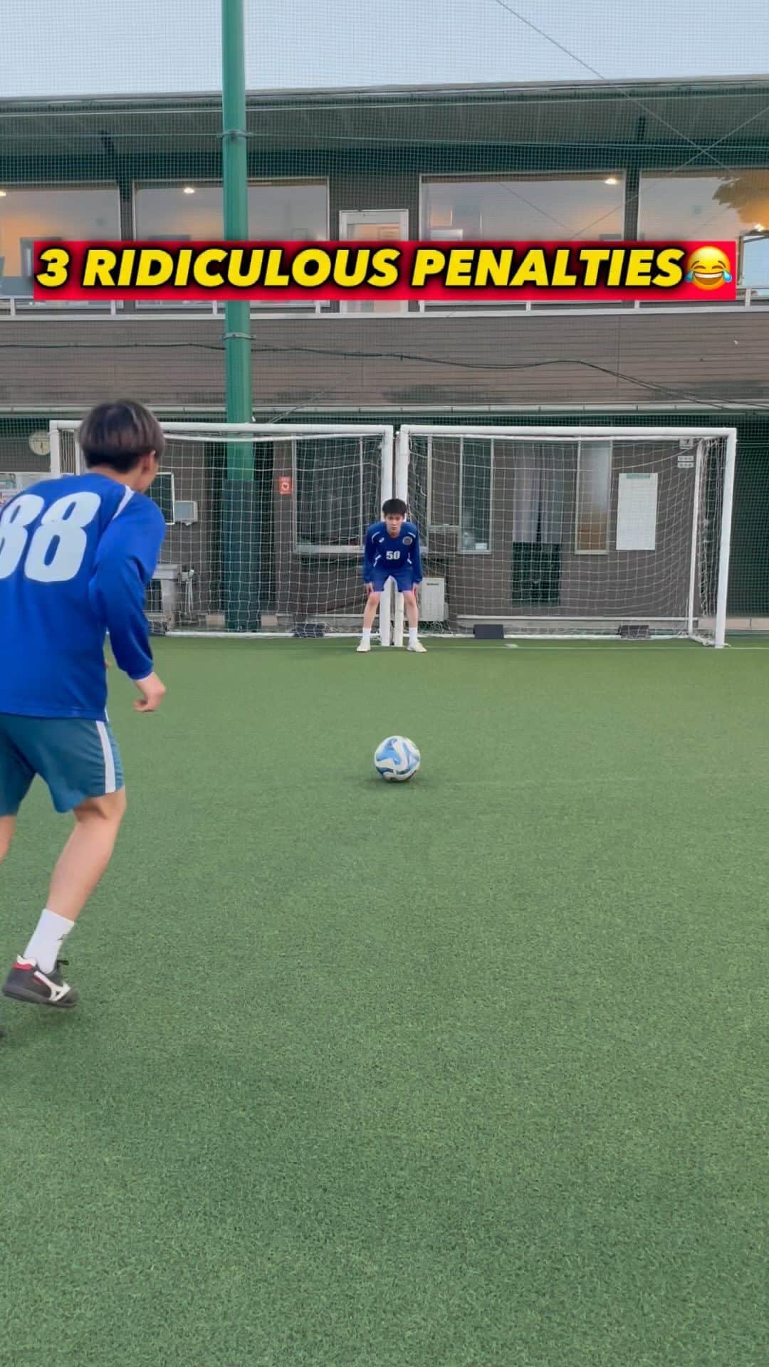のインスタグラム：「. Are there any techniques you’ve used?😊  follow me⬇️ @tamakou0908   #サッカー#サッカードリブル#サッカー少年#サッカーママ#サッカーパパ#たまこう#長崎総附サッカー部#サッカースクール#soccer#football#footballskill #soccerskills #footballplayer #soccerplayer」
