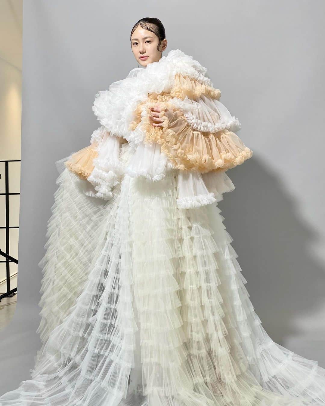 ARAKI SHIROのインスタグラム：「-behind the shoot/ end of summer-white×yellow orange layered dress ver. . . . #emergingdesigner #upnextdesigner #dazedanddiscovered  #alwaysupportalent  #ARAKISHIRO #アラキシロウ」