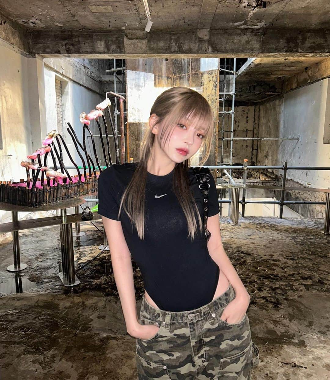 カン・テリのインスタグラム：「🖤@nikeseoul 🖤」