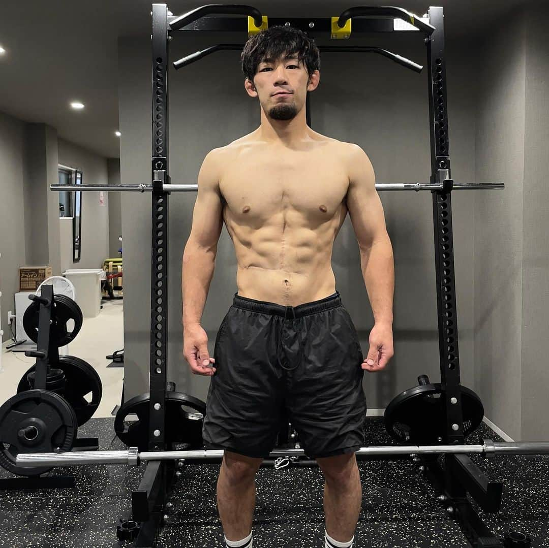 高須将大のインスタグラム：「減量頑張る💪  #JHOOD #MMA #パラエストラ柏 #柔術　#ブラジリアン柔術　#グラップリング　#grappling #開腹手術　#抗がん剤 #癌 #ステージ4  #肝臓がん　#抗癌剤　#肝臓癌　#AYA世代　#がん　#癌 #がん　#RIZIN #総合格闘技　#格闘技　#キックボクシング」