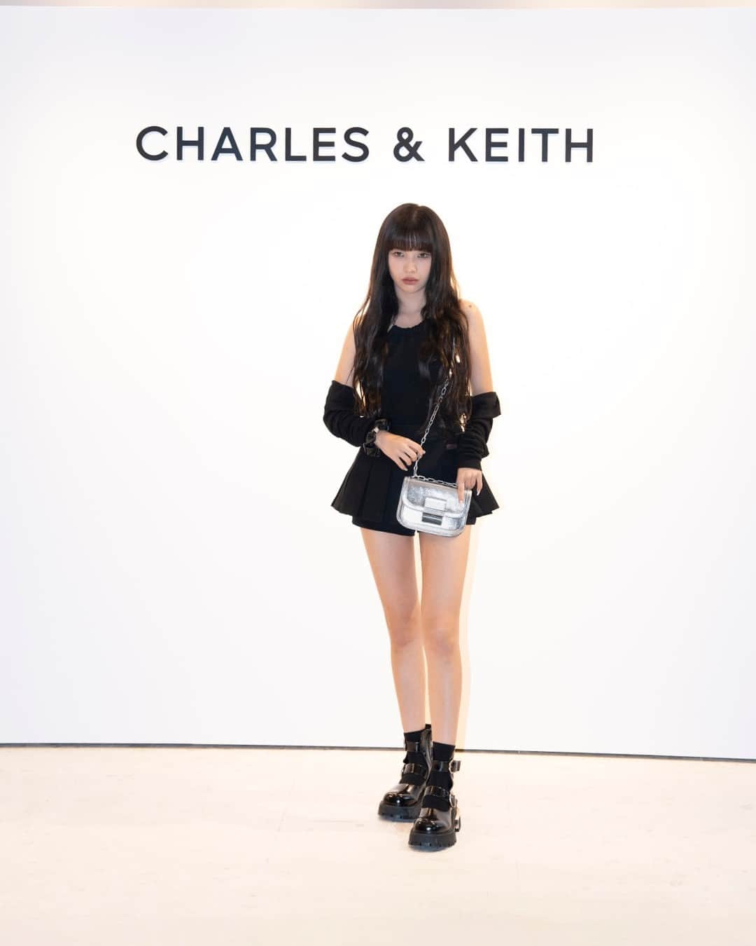 CHARLES & KEITH JAPAN CHARLES & KEITHさんのインスタグラム写真 - (CHARLES & KEITH JAPAN CHARLES & KEITHInstagram)「@tiny.pretty.j や、 @ireneisgood、 @2ruka__ が、韓国初のフラッグシップストアであるCHARLES & KEITH 江南店のオープニングパーティーに登場。⁠ ⁠ #TheCharlotBag⁠ #CharleskeithGabine⁠ #CharlesKeithxHennKim⁠ #CharlesKeithFW23⁠ #チャールズアンドキース」9月6日 19時00分 - charleskeith_jp
