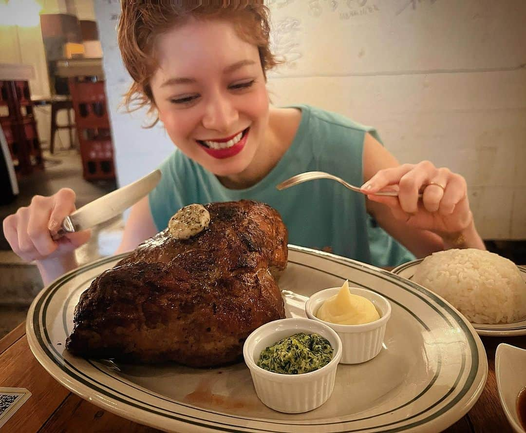 工藤ジェニファー茉侑のインスタグラム：「1.5キロ🥩エベレスト完食😋　#マロリーポークステーキ中目黒店 @malloryporksteak_nakame    #中目黒ランチ #マロリーポークステーキ #中目黒ディナー #中目黒グルメ #PR #大食い　#中目黒　#ステーキ　#豚　#porksteak #🐖」